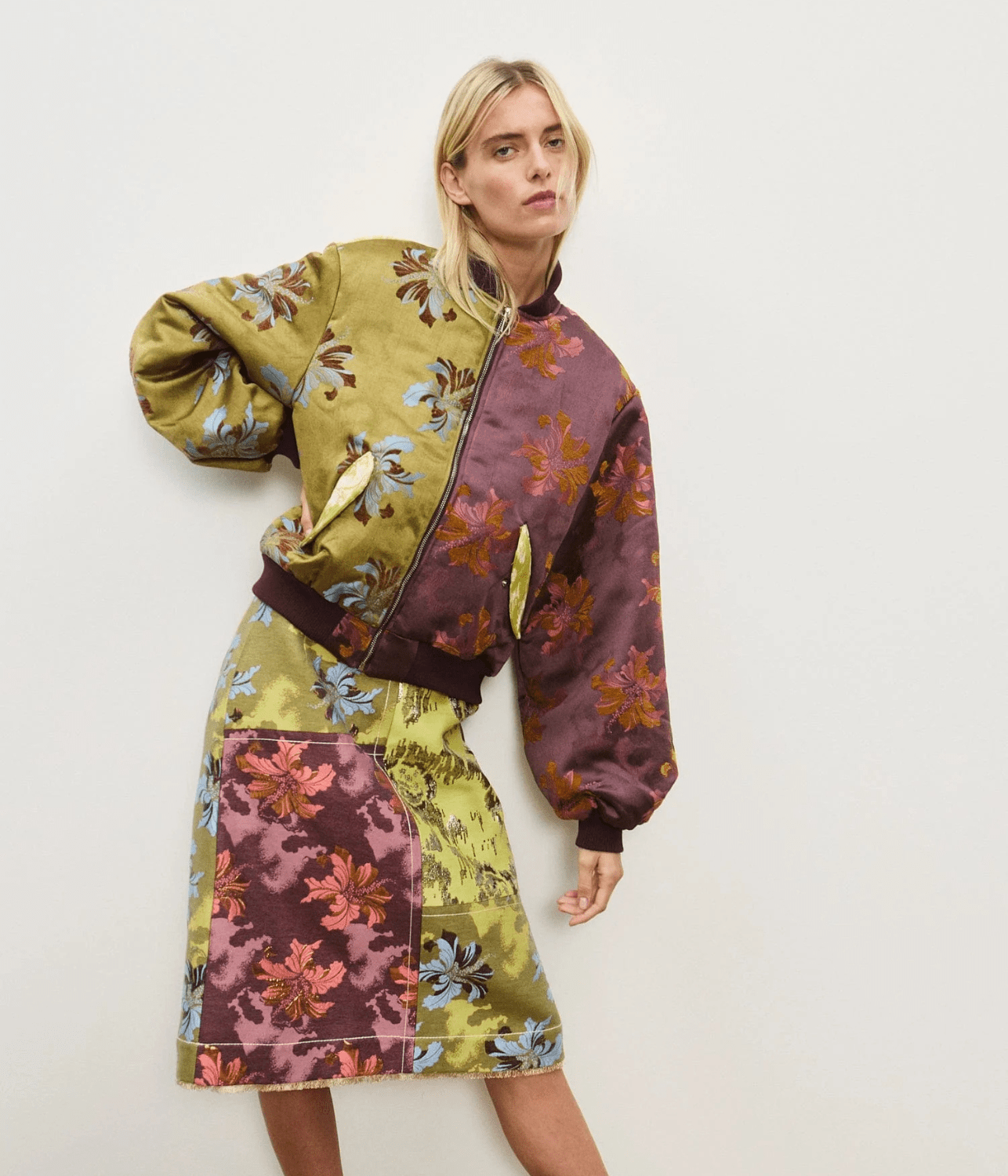 ジャケット・アウター ANDREA&Co. A& LOGO JACQARD MA-1 BLOUSON ADRIANA JACQUARD BOMBER JACKET | ALEMAIS – FOR ARTISTS ONLY