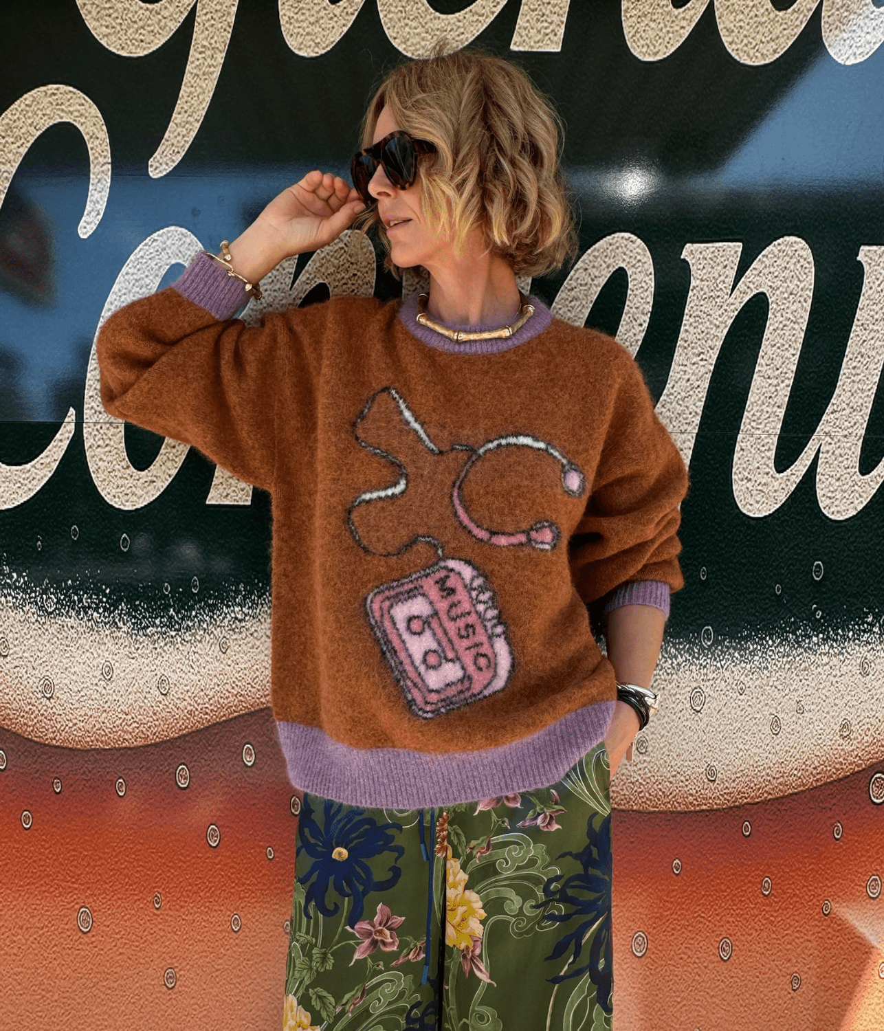 ANOUK WALKMAN SWEATER | ALEMAIS ALEMAIS ANOUK WALKMAN SWEATER