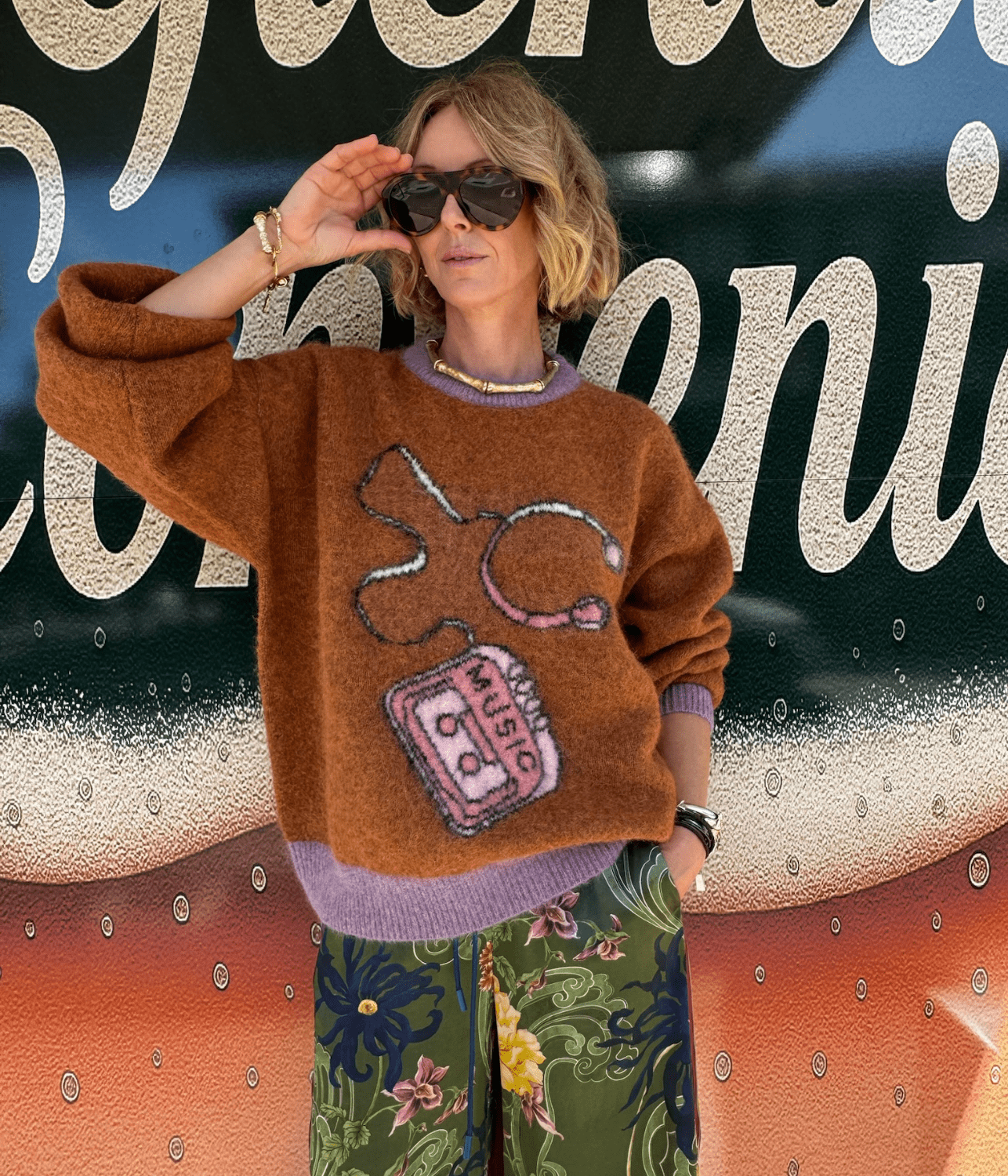ANOUK WALKMAN SWEATER | ALEMAIS ALEMAIS ANOUK WALKMAN SWEATER