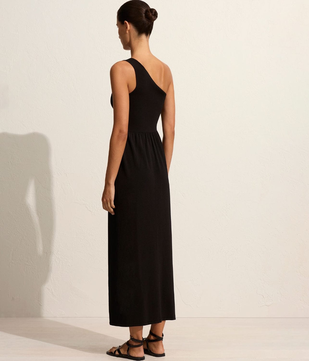 ASYMMETRIC KNIT DRESS- BLACK | MATTEAU | MATTEAU ASYMMETRIC KNIT DRESS- BLACK
