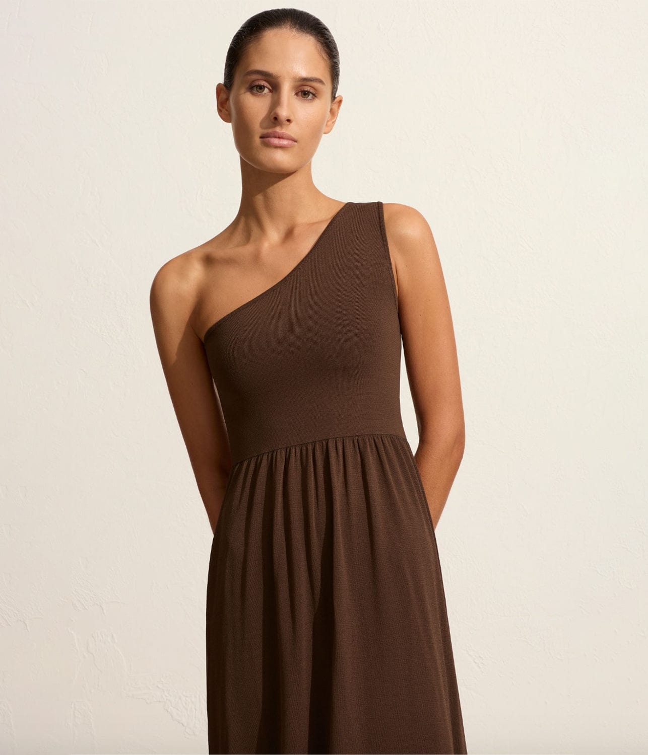 ASYMMETRIC KNIT DRESS-CACAO | MATTEAU | MATTEAU ASYMMETRIC KNIT DRESS-CACAO