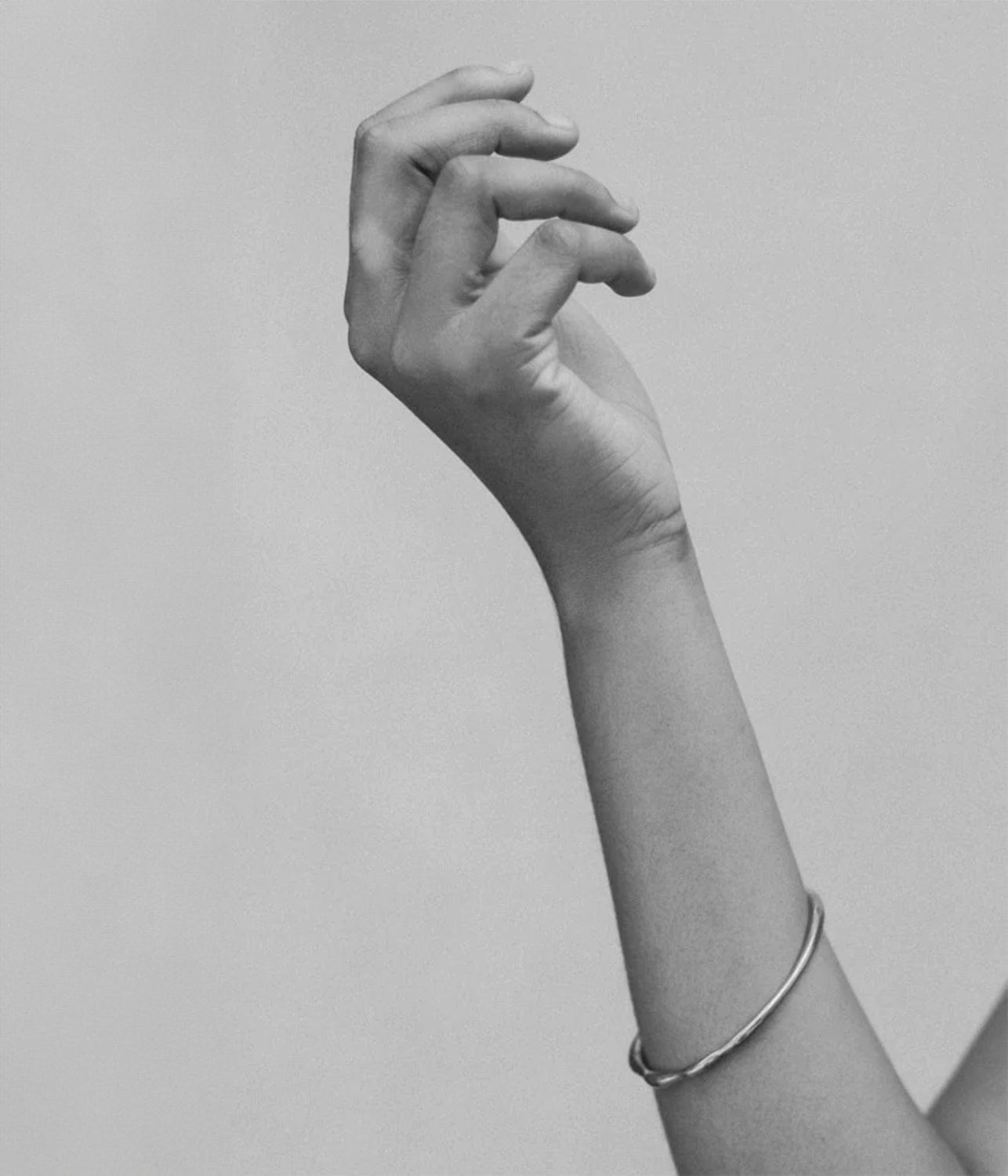 BLUE BANGLE- SILVER | JASMIN SPARROW | JASMIN SPARROW BLUE BANGLE- SILVER
