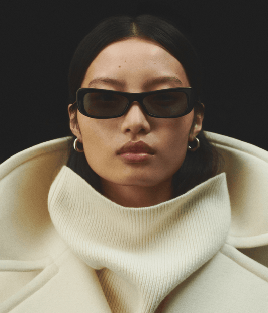 CAPRI BLACK | YELLOW GOLD | GREY JACQUEMUS CAPRI BLACK | YELLOW GOLD | GREY