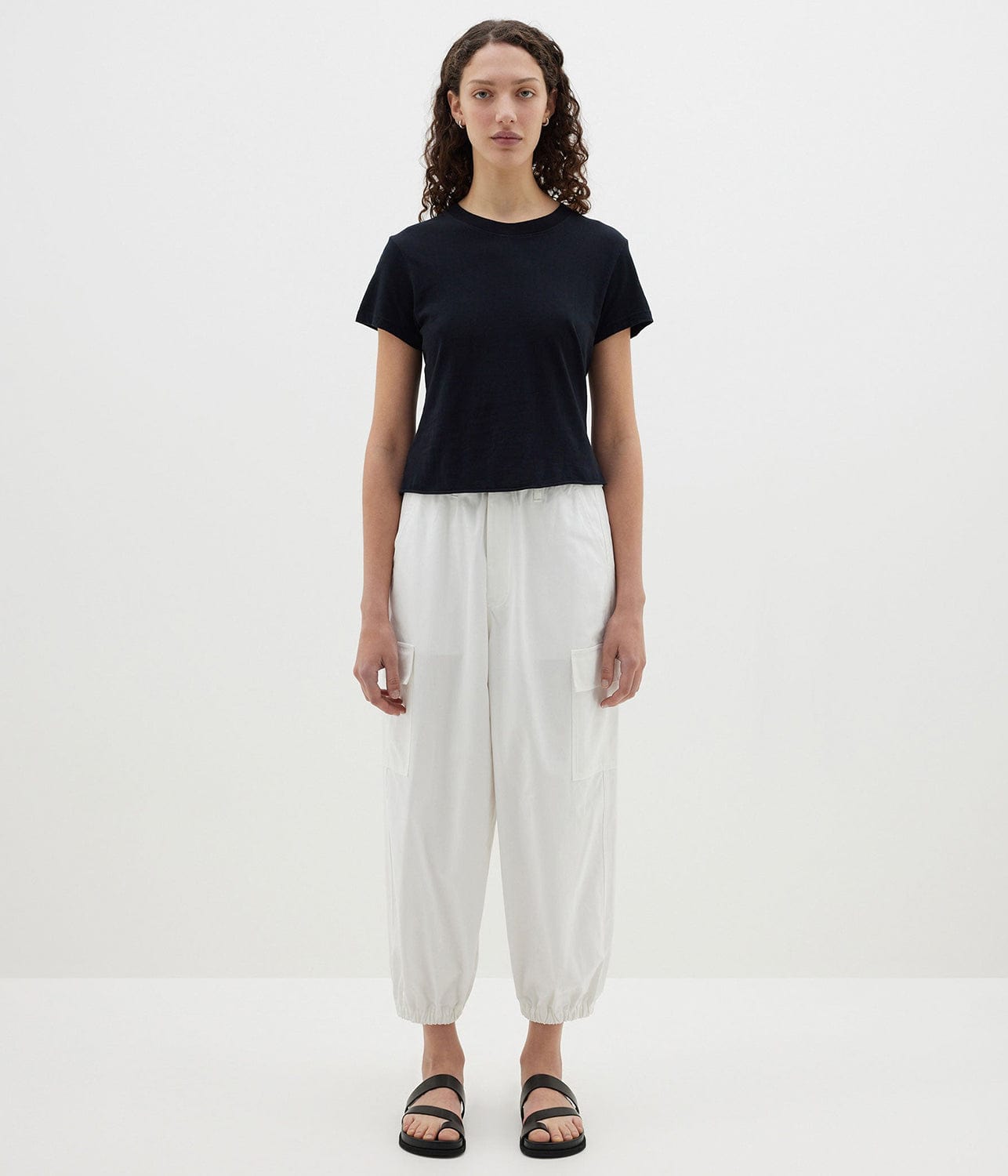 COTTON CANVAS CARGO PANT- WHITE | BASSIKE | BASSIKE COTTON CANVAS CARGO PANT- WHITE