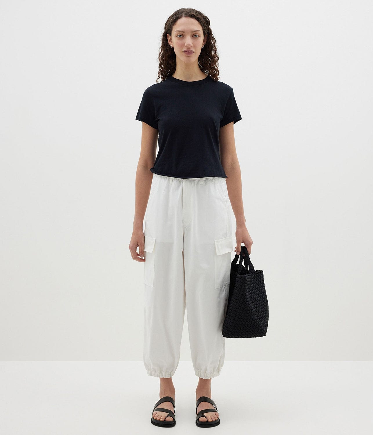 COTTON CANVAS CARGO PANT- WHITE | BASSIKE | BASSIKE COTTON CANVAS CARGO PANT- WHITE