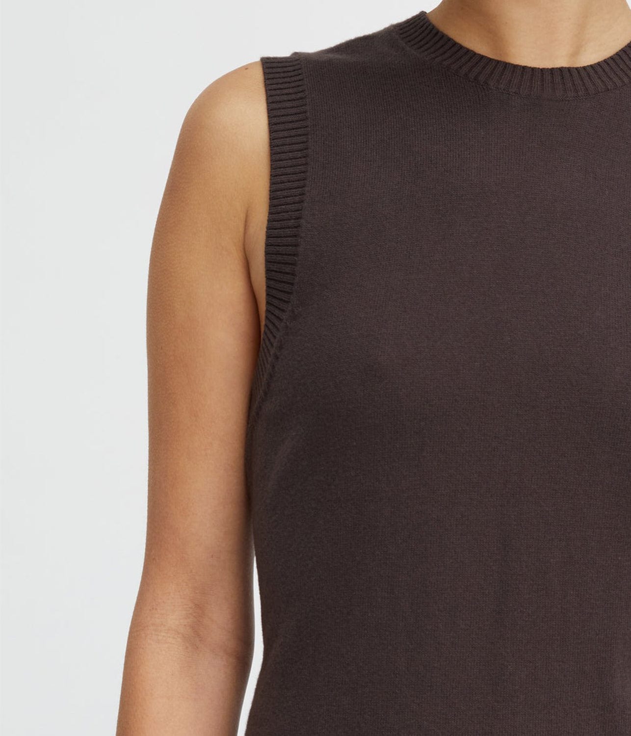 COTTON CASHMERE CREW NECK TANK- CHOCOLATE | LEE MATHEWS | LEE MATHEWS COTTON CASHMERE CREW NECK TANK- CHOCOLATE