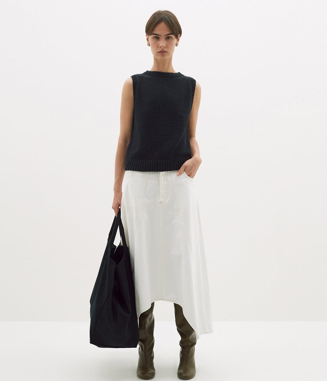 COTTON LINEN KNITTED TANK- BLACK | BASSIKE | BASSIKE COTTON LINEN KNITTED TANK- BLACK