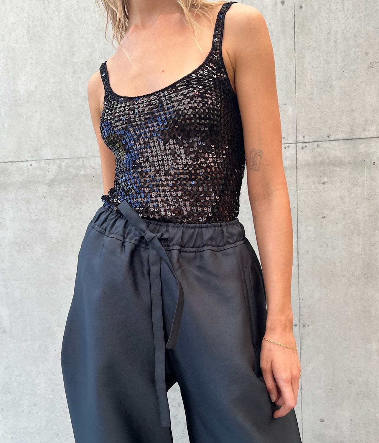 CROCHET SEQUINS TANK- BLACK | MATTEAU | MATTEAU CROCHET SEQUINS TANK- BLACK