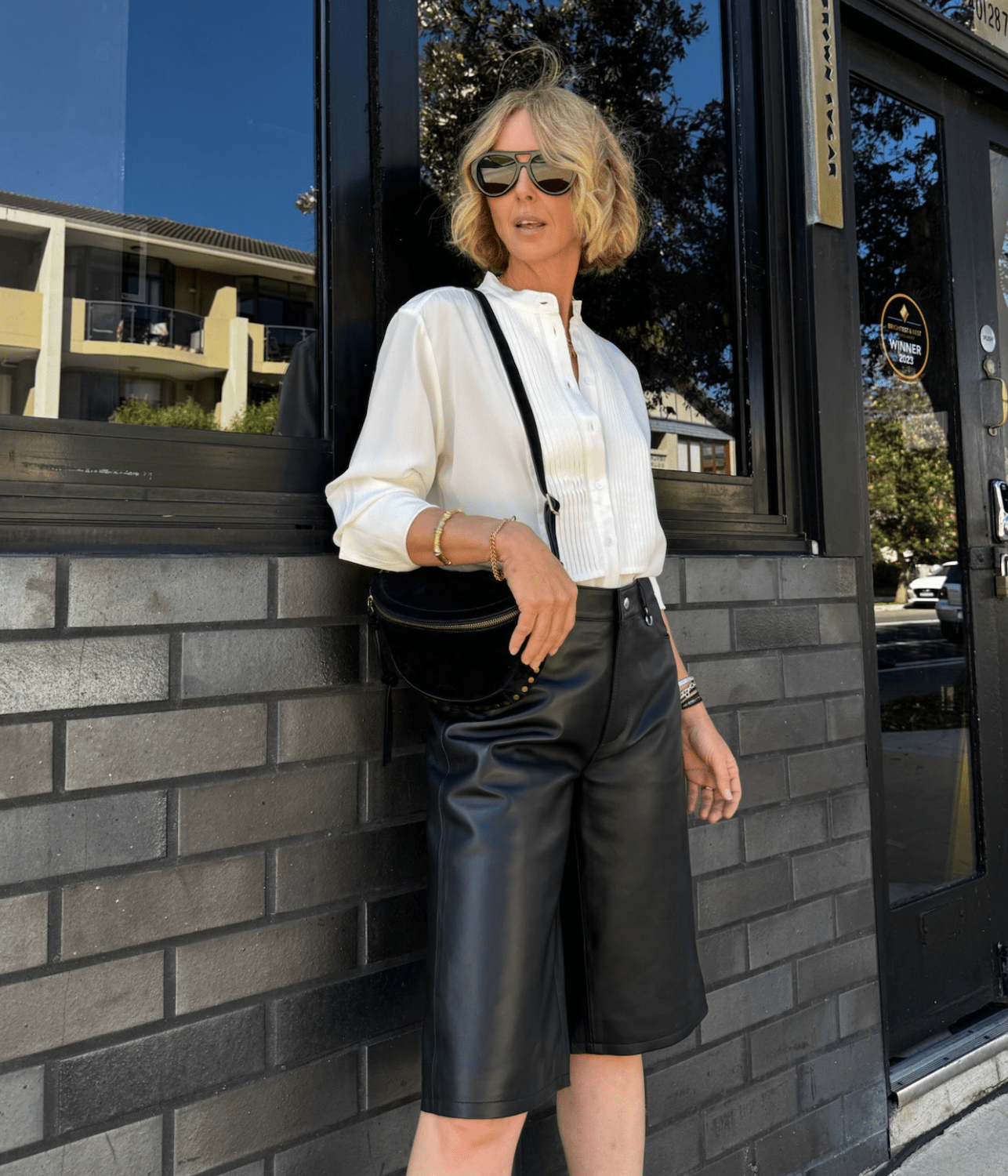 DEEP LEATHER SHORTS | OVAL SQUARE OVAL SQUARE DEEP LEATHER SHORTS