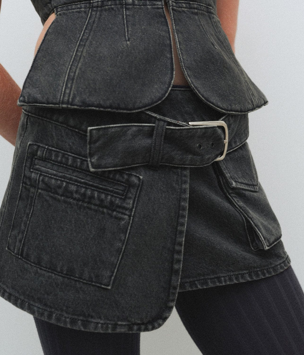 DIANA MINI SKIRT- GREY | GIMAGUAS | GIMAGUAS DIANA MINI SKIRT- GREY
