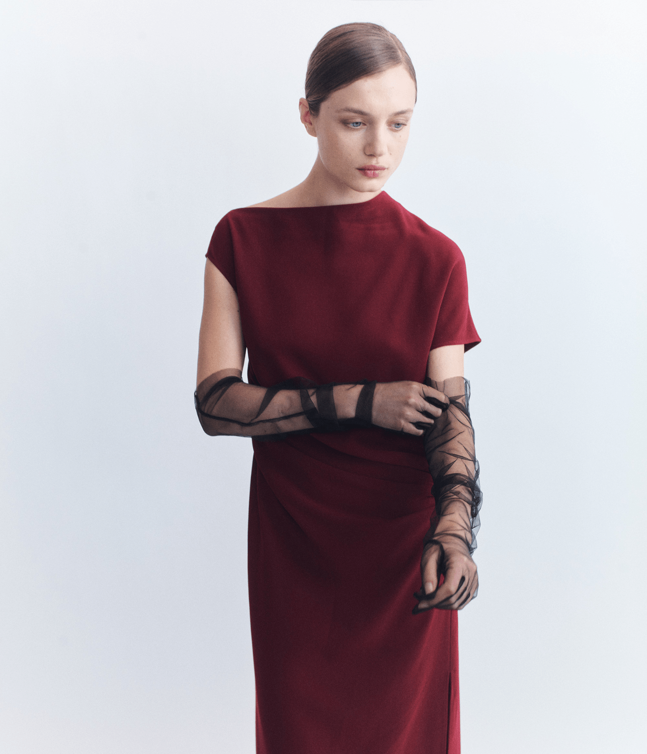 ELIAS TWIST BACK GOWN | COURTNEY ZHENG COURTNEY ZHENG ELIAS TWIST BACK GOWN