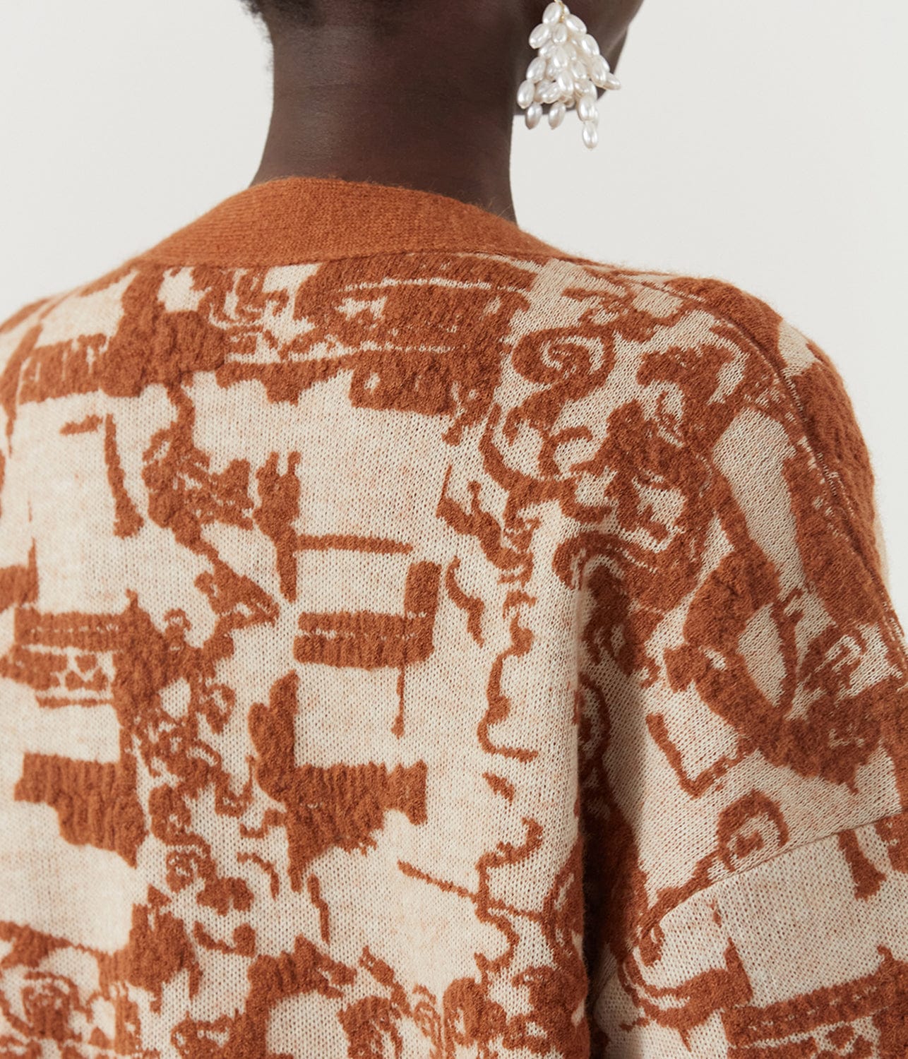 EM JACQUARD CARDIGAN- BROWN | REJINA PYO | REJINA PYO EM JACQUARD CARDIGAN- BROWN