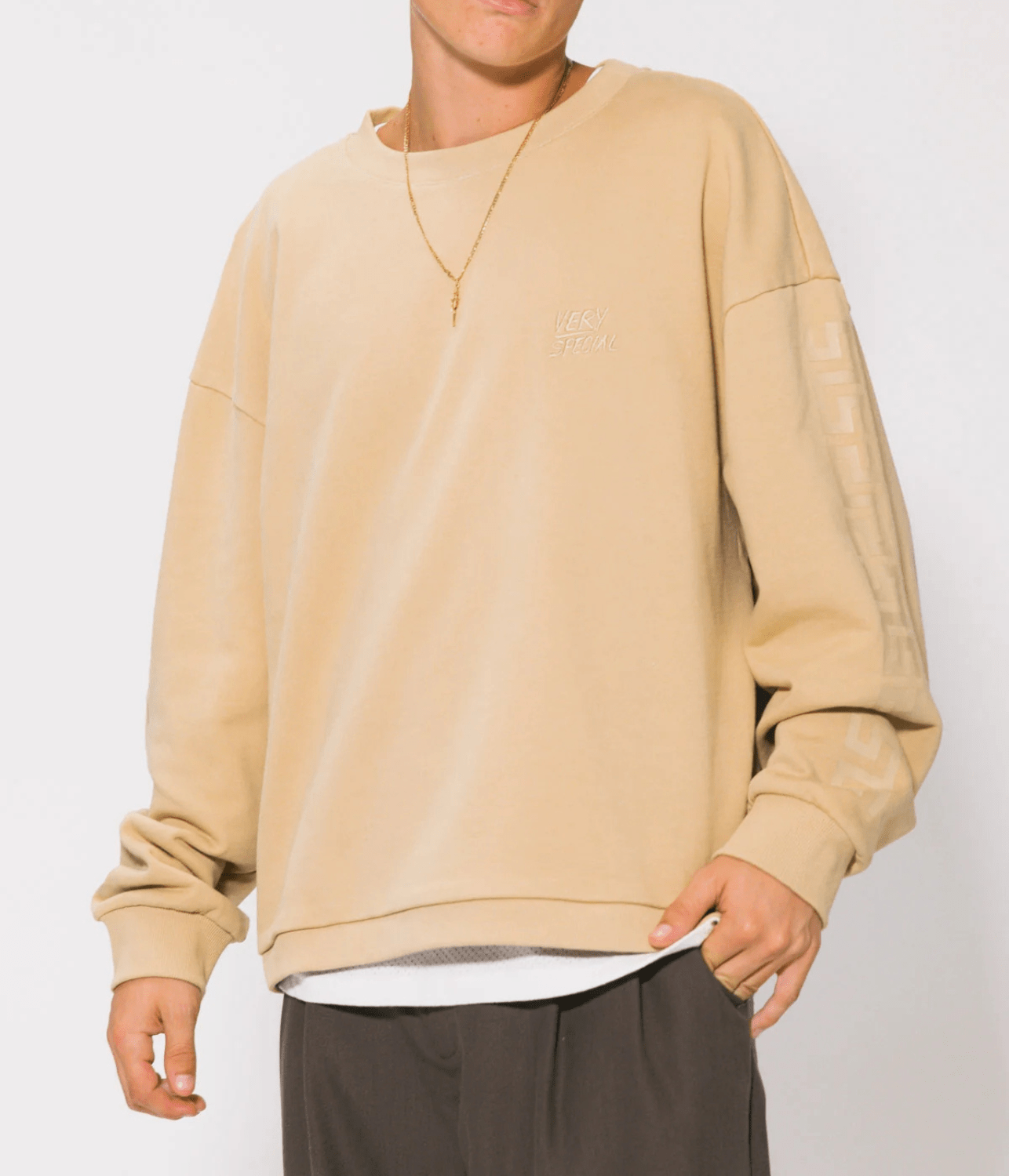ESSENTIALS CREW CLASSIC BEIGE | SOMETHING VERY SPECIAL SOMETHING VERY SPECIAL ESSENTIALS CREW CLASSIC BEIGE