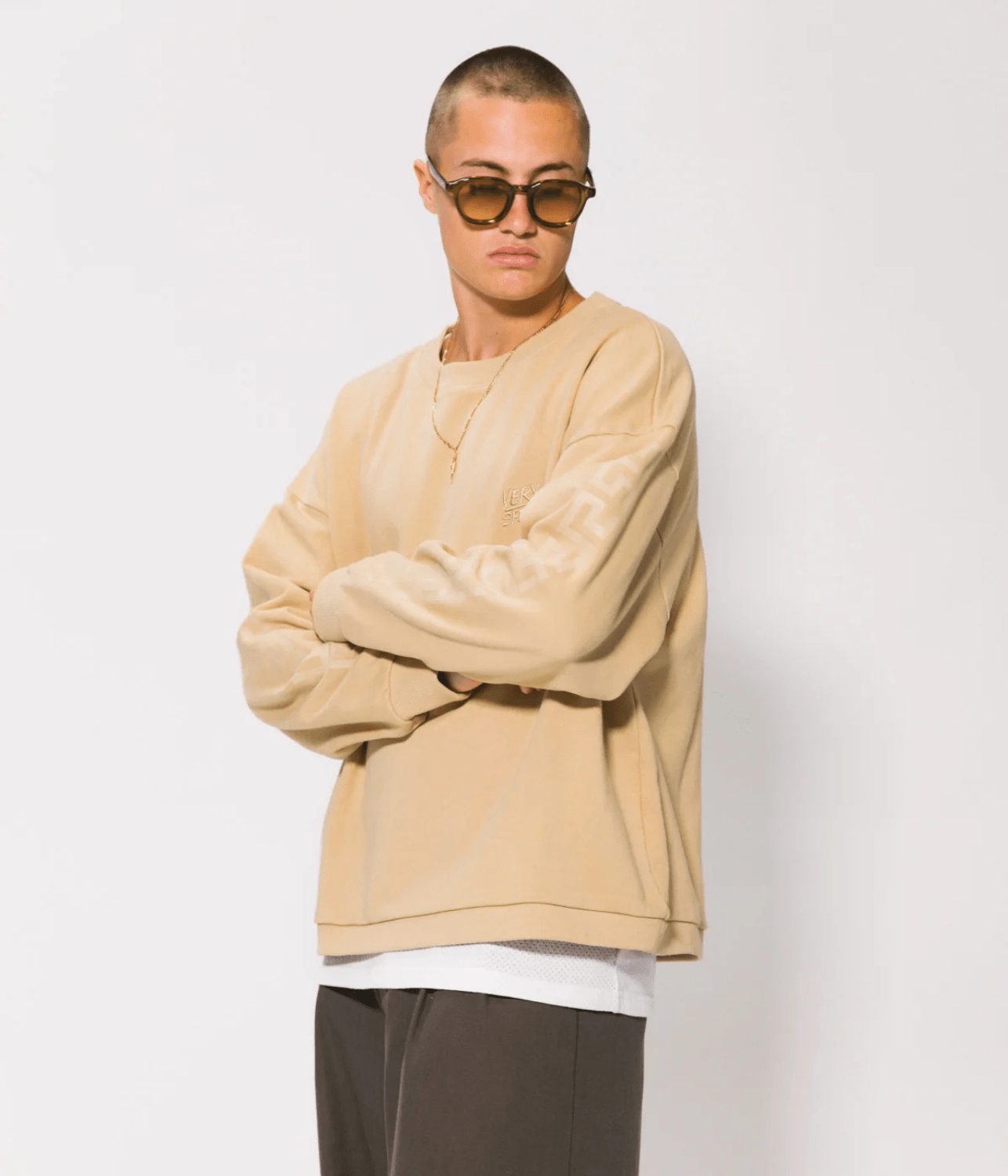 ESSENTIALS CREW CLASSIC BEIGE | SOMETHING VERY SPECIAL SOMETHING VERY SPECIAL ESSENTIALS CREW CLASSIC BEIGE