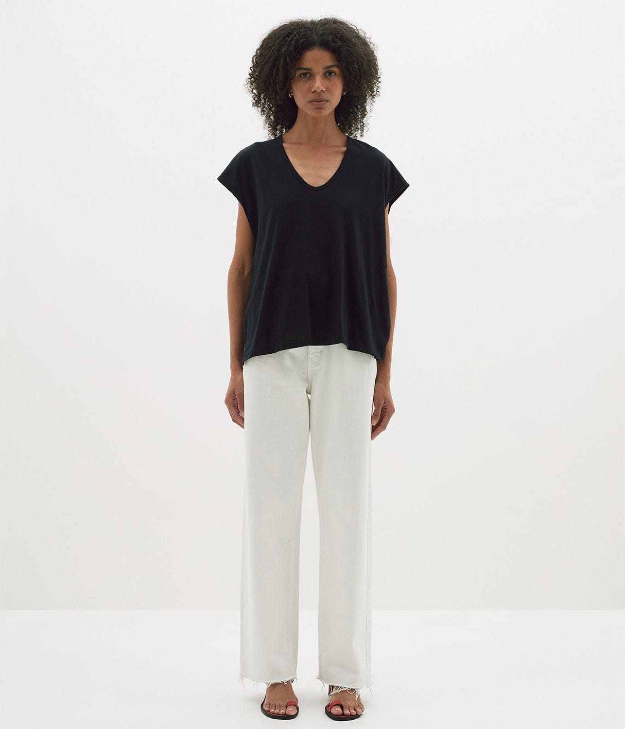 FINE BIND SCOOP NECK TANK- BLACK | BASSIKE | BASSIKE FINE BIND SCOOP NECK TANK- BLACK
