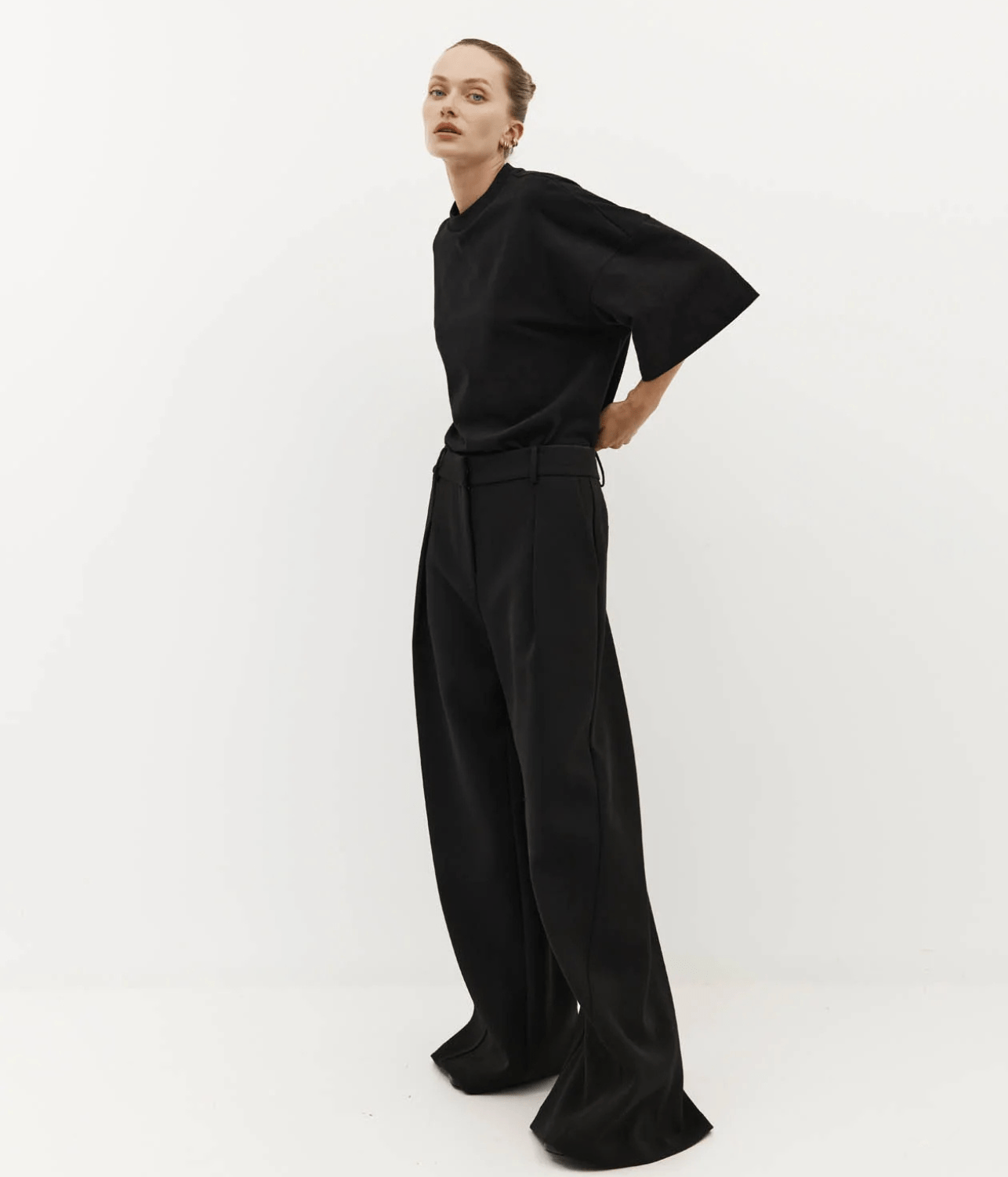 GIBSON T-SHIRT- BLACK | HARRIS TAPPER |  HARRIS TAPPER GIBSON T-SHIRT- BLACK