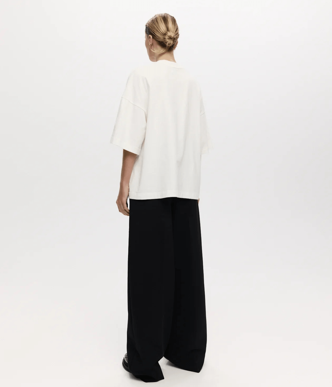 GIBSON T-SHIRT- WHITE | HARRIS TAPPER |  HARRIS TAPPER GIBSON T-SHIRT- WHITE