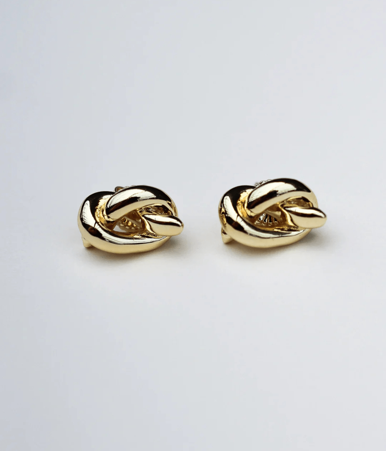 KNOT STATEMENT STUD EARRINGS | F + H STUDIOS F+H KNOT STATEMENT STUD EARRINGS
