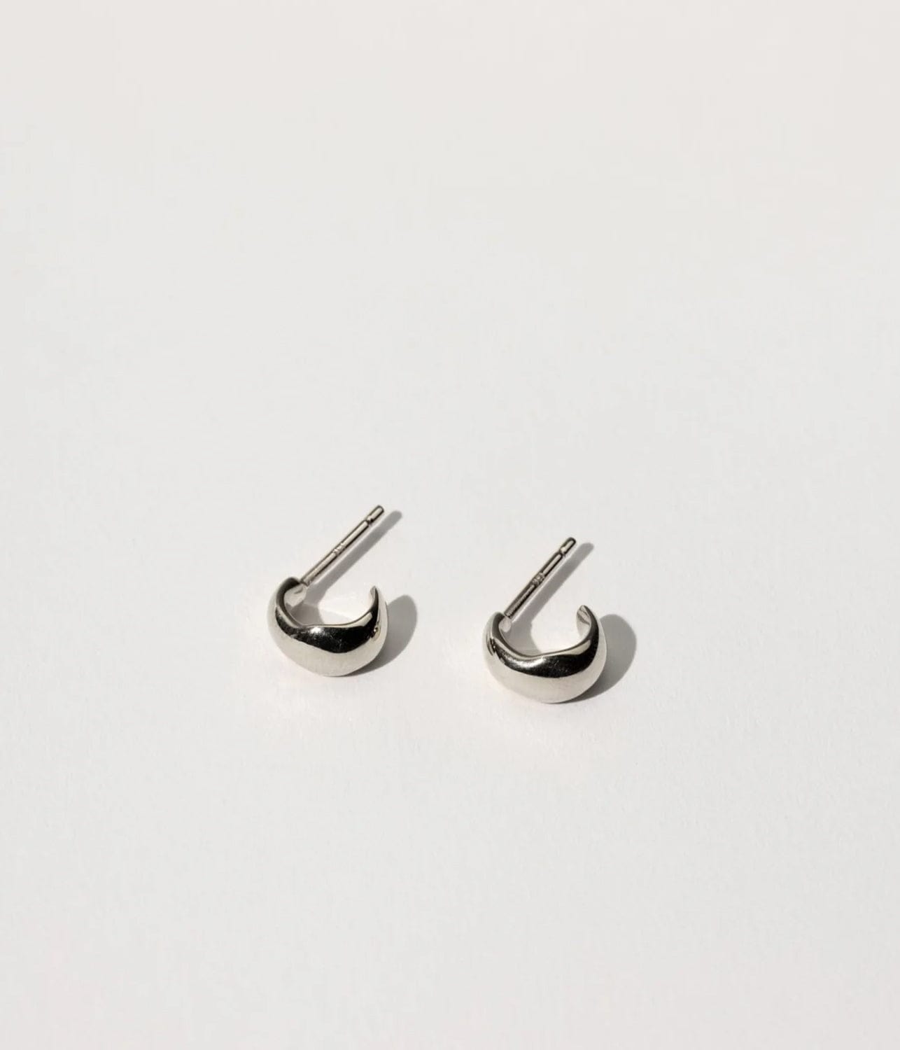 MAREA SMALL HOOP- SILVER | JASMIN SPARROW | JASMIN SPARROW MAREA SMALL HOOP- SILVER