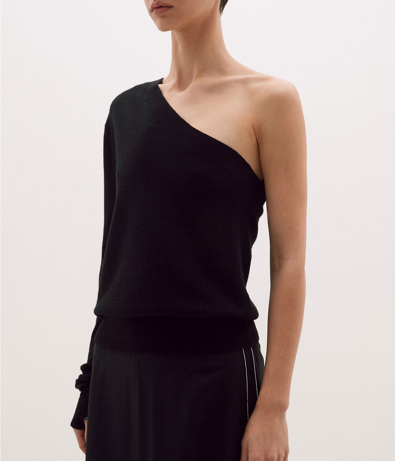 ONE SHOULDER KNIT- BLACK | BASSIKE | Bassike ONE SHOULDER KNIT- BLACK