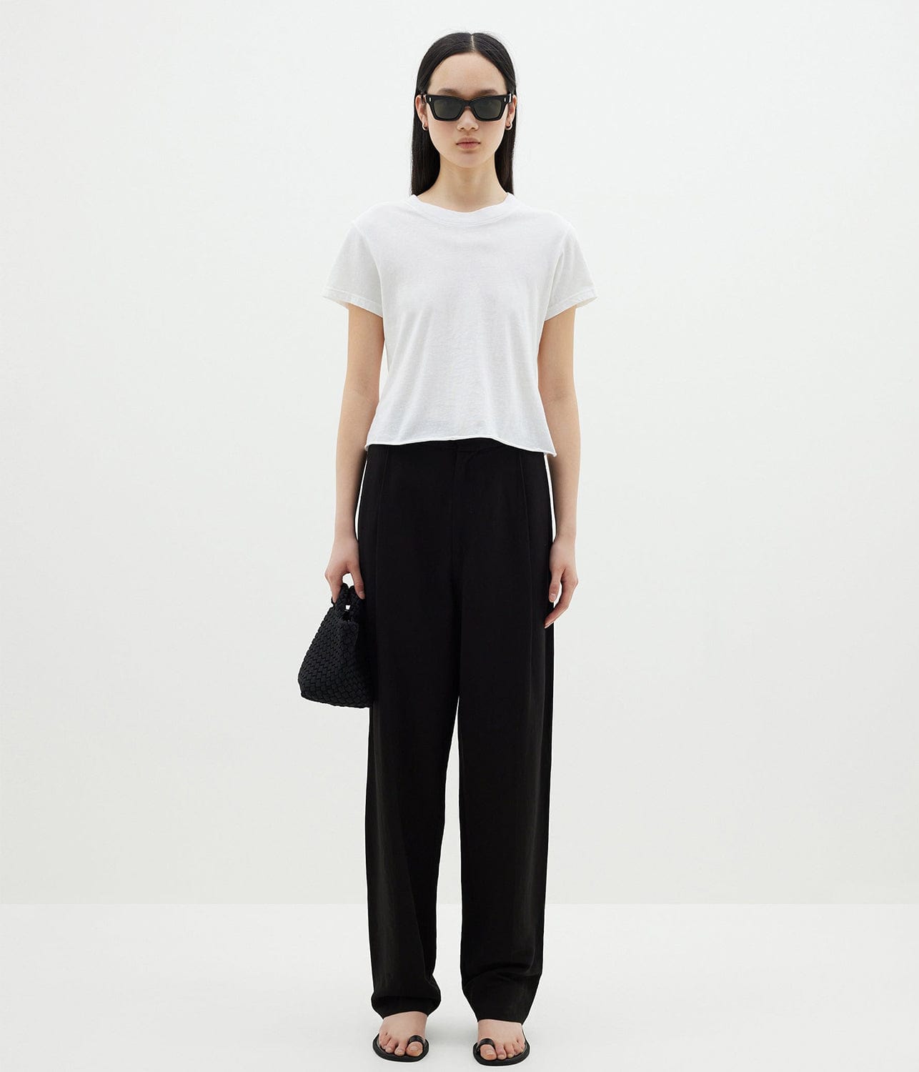 PLEAT FRONT LINEN PANT- BLACK | BASSIKE | BASSIKE PLEAT FRONT LINEN PANT- BLACK