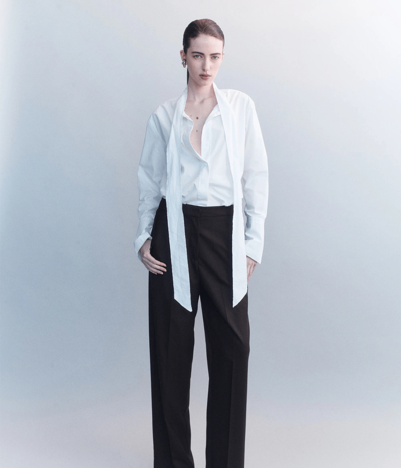 RAW EDGE COTTON POPLIN TIE SHIRT | COURTNEY ZHENG COURTNEY ZHENG RAW EDGE COTTON POPLIN TIE SHIRT