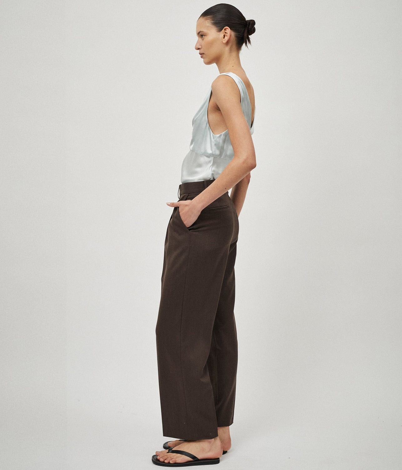 RELAXED PLEAT TROUSER-CHOCOLATE | BEARE PARK | BEARE PARK RELAXED PLEAT TROUSER-CHOCOLATE