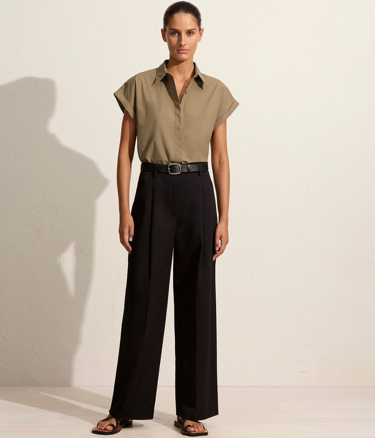 RELAXED SLEEVELESS SHIRT- TAUPE | MATTEAU | MATTEAU RELAXED SLEEVELESS SHIRT- TAUPE