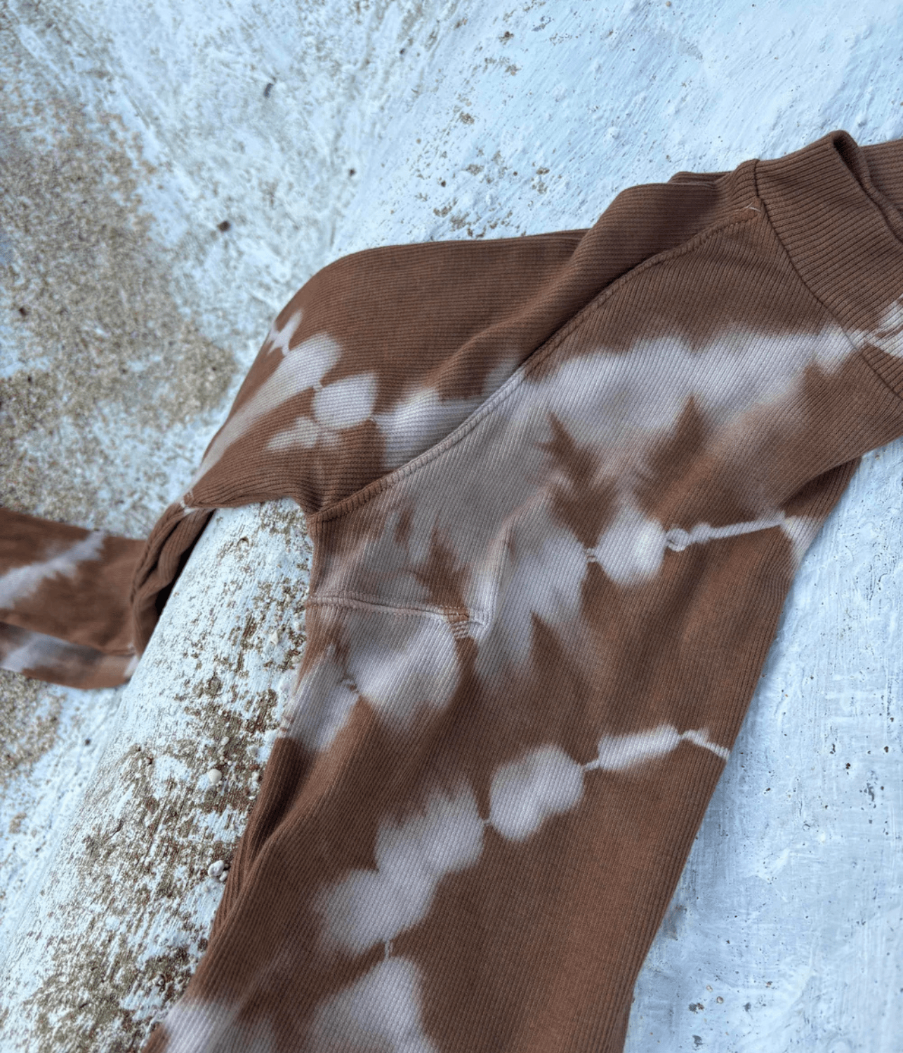 RIBIRTH LONG SLEEVE TOP | BLYSS STUDIO BLYSS STUDIO RIBIRTH LONG SLEEVE TOP | GOLDEN BROWN