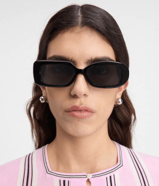 ROND CARRE BLACK | YELLOW GOLD | GREY JACQUEMUS ROND CARRE BLACK | YELLOW GOLD | GREY