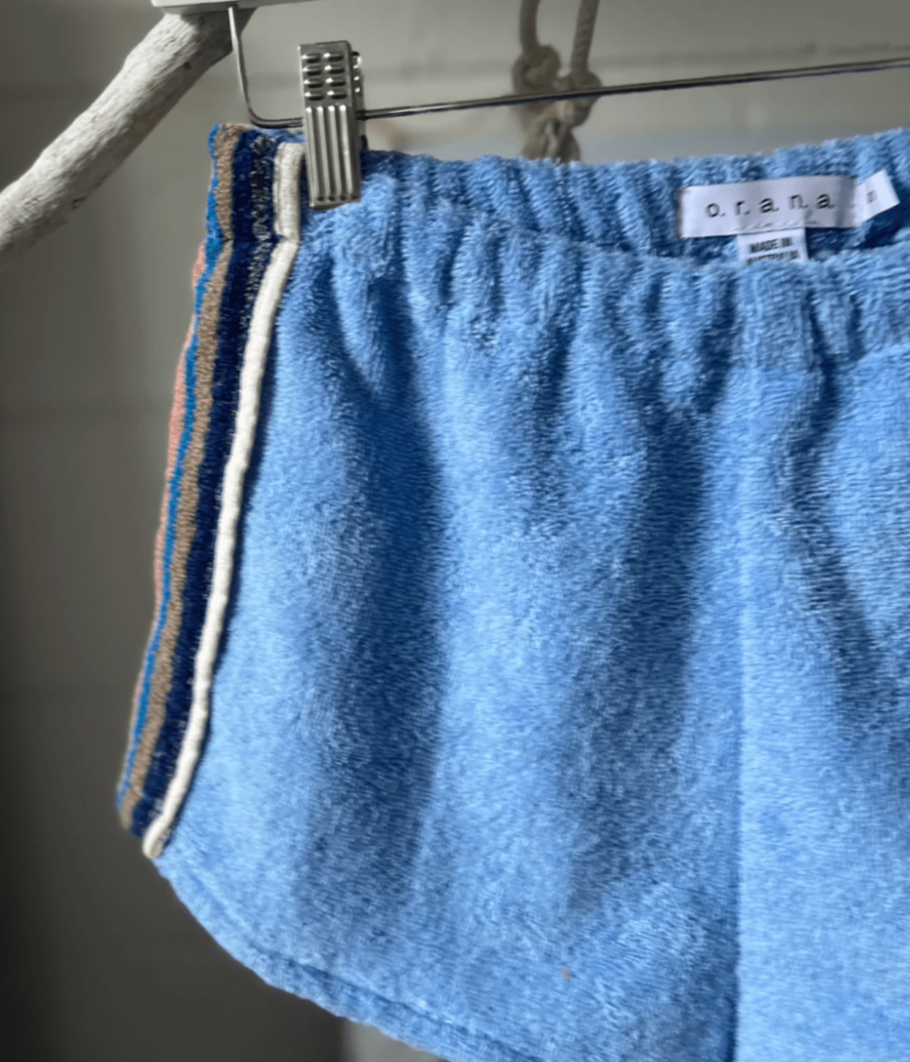 SCOOPED SHORT BLUE | O.R.A.N.A O.R.A.N.A SCOOPED SHORT BLUE