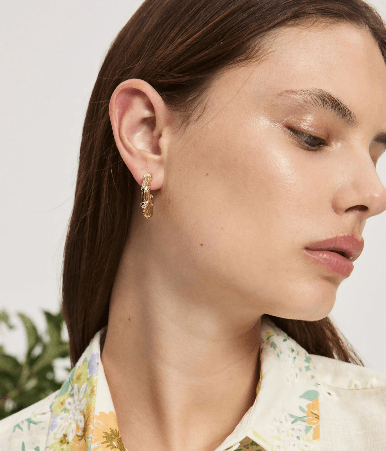 TEAM SPIRIT BAMBOO HOOP EARRINGS | ALEMAIS ALEMAIS TEAM SPIRIT BAMBOO HOOP EARRINGS