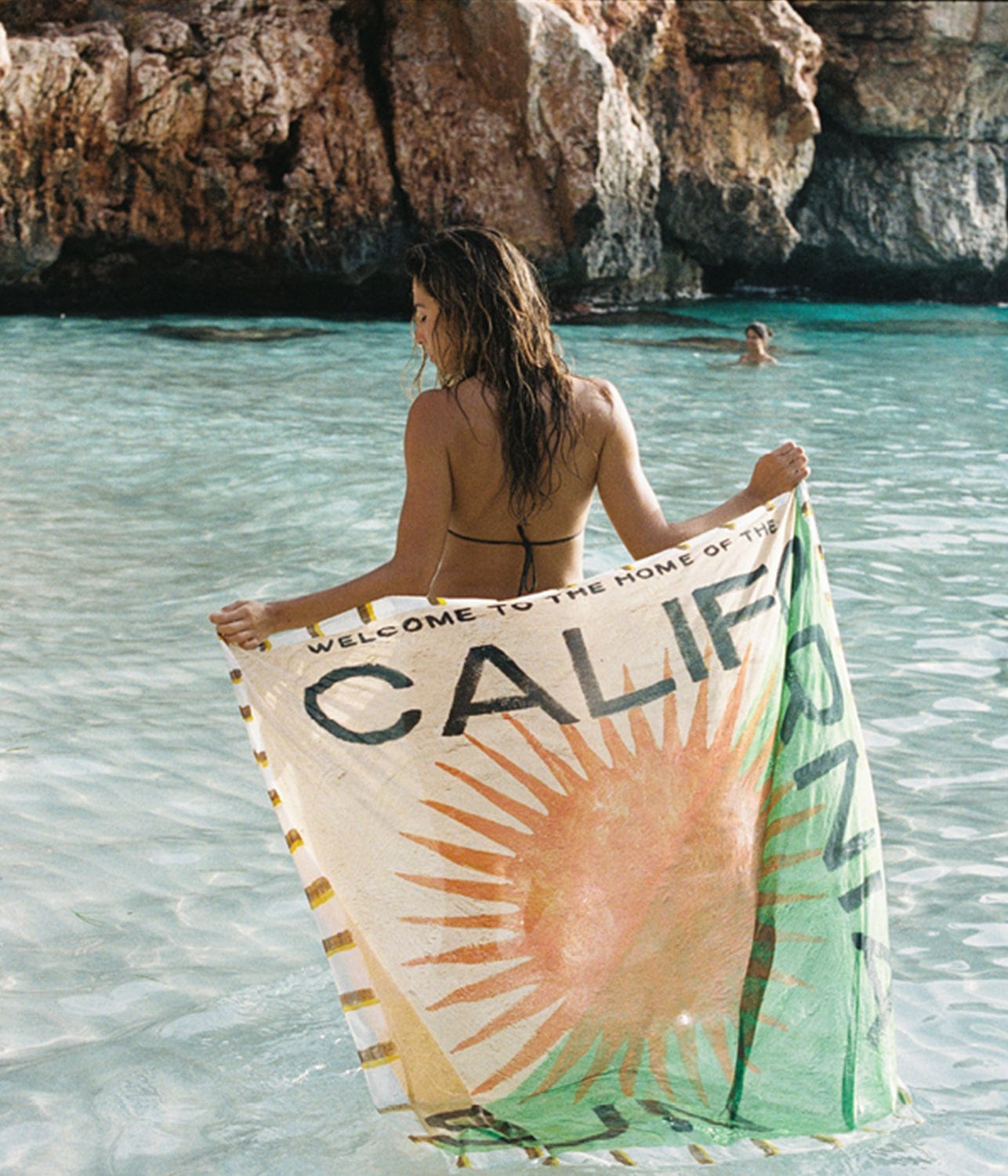 THE CALIFORNIA SUN TRAVEL SARONG | ATLAS | ATLAS THE CALIFORNIA SUN TRAVEL SARONG