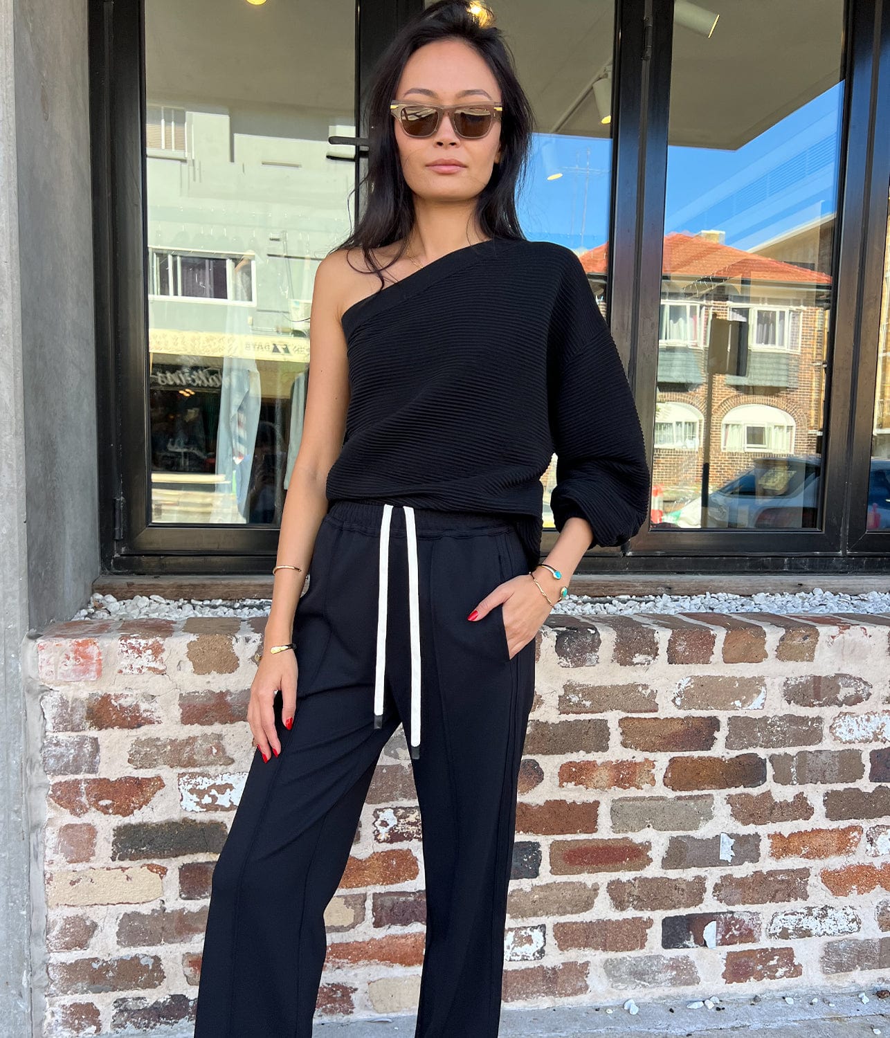 TWILL PINSTITCH DETAIL PANT- BLACK | BASSIKE | BASSIKE TWILL PINSTITCH DETAIL PANT- BLACK