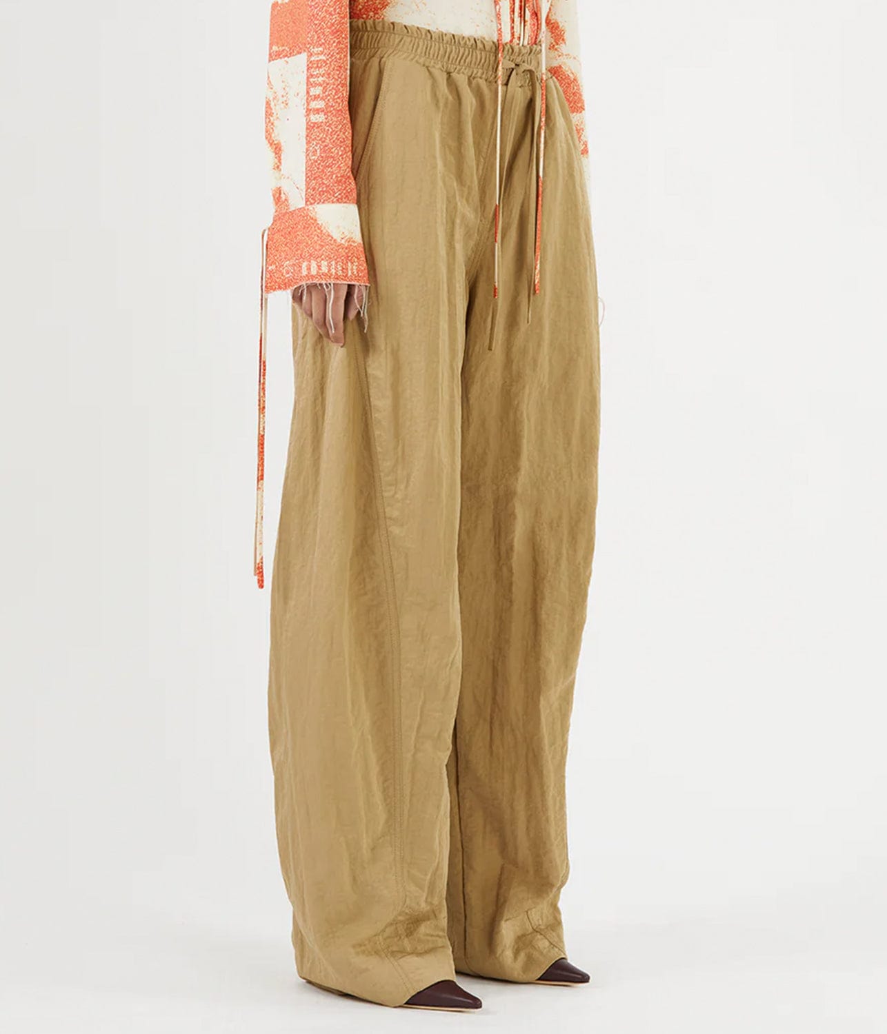 UNA TROUSERS- BEIGE | REJINA PYO | REJINA PYO UNA TROUSERS- BEIGE