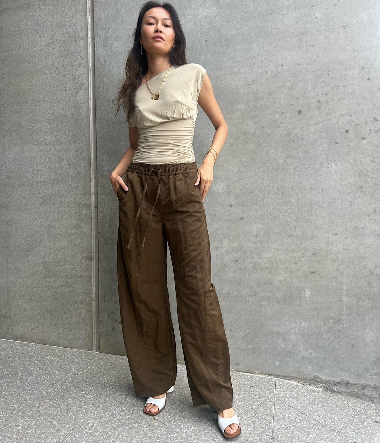 UNA TROUSERS- BROWN | REJINA PYO | REJINA PYO UNA TROUSERS- BROWN