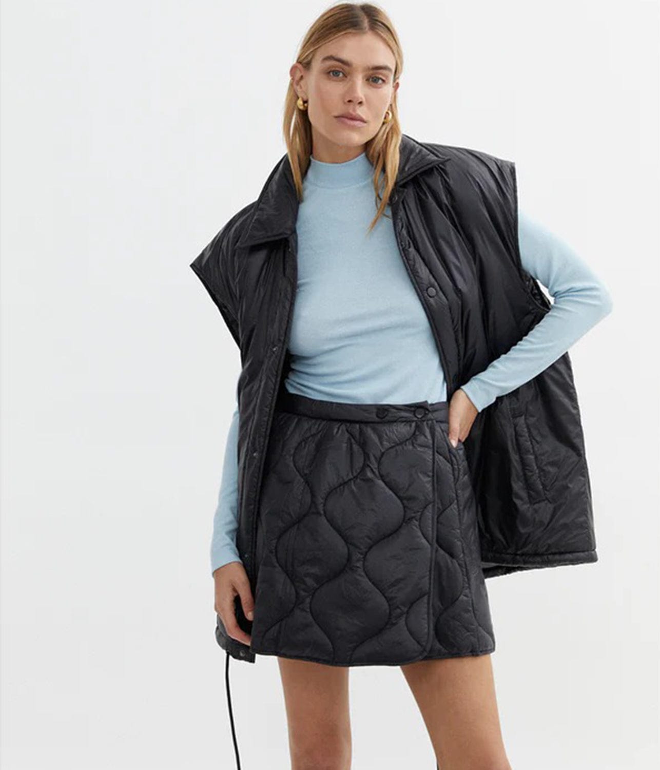 BLANCA MARLOWE PUFFER VEST- BLACK