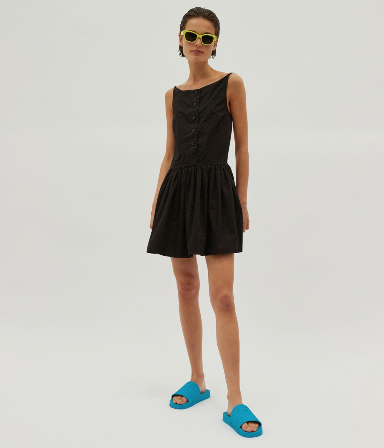 LUUDA BACKLESS MINI DRESS- BLACK