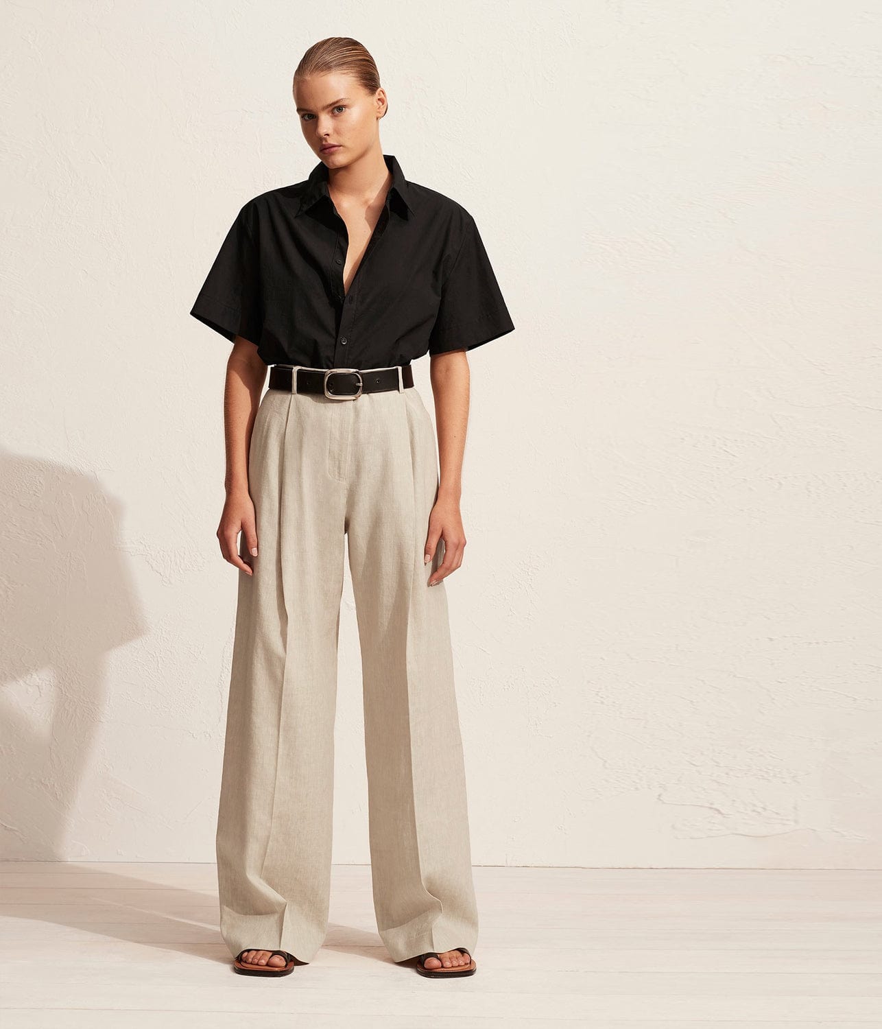 MATTEAU LINEN PLEAT TROUSER- NATURAL