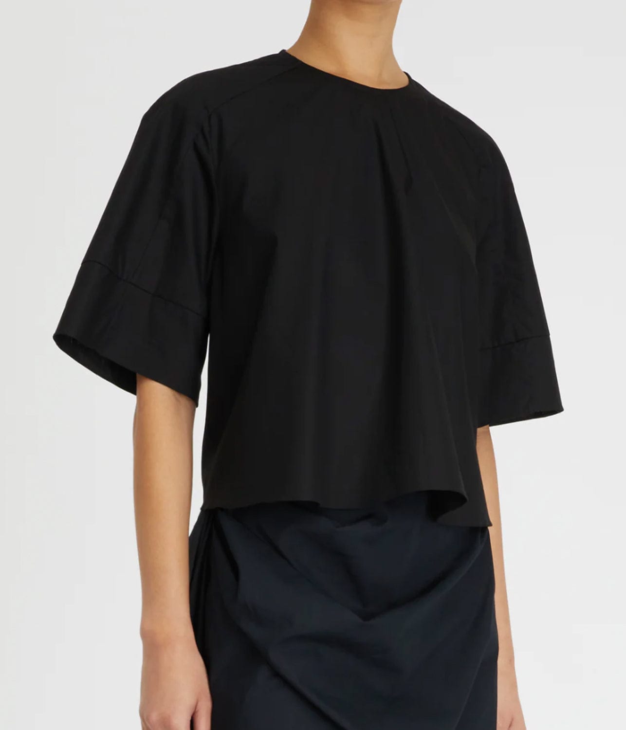 POSEY TEE- BLACK | LEE MATHEWS LEE MATHEWS POSEY TEE- BLACK
