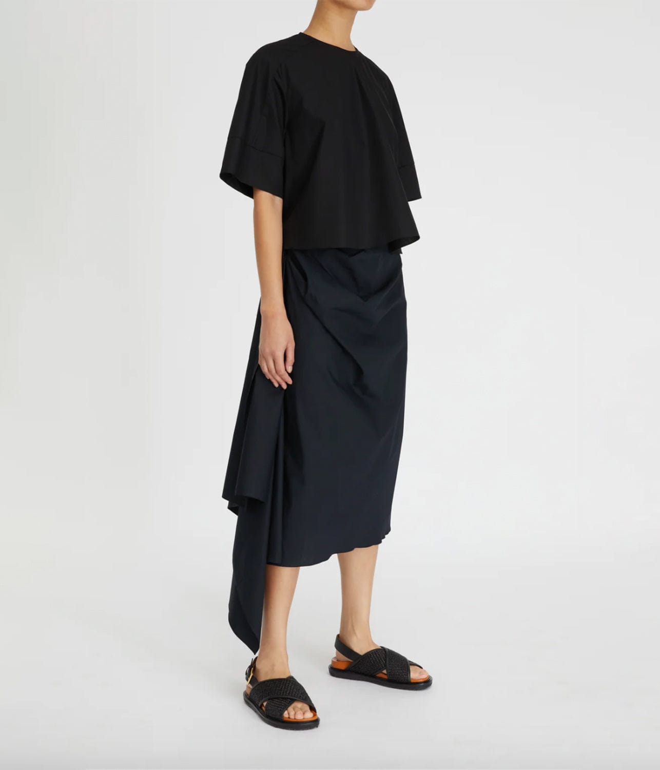 POSEY TEE- BLACK | LEE MATHEWS LEE MATHEWS POSEY TEE- BLACK