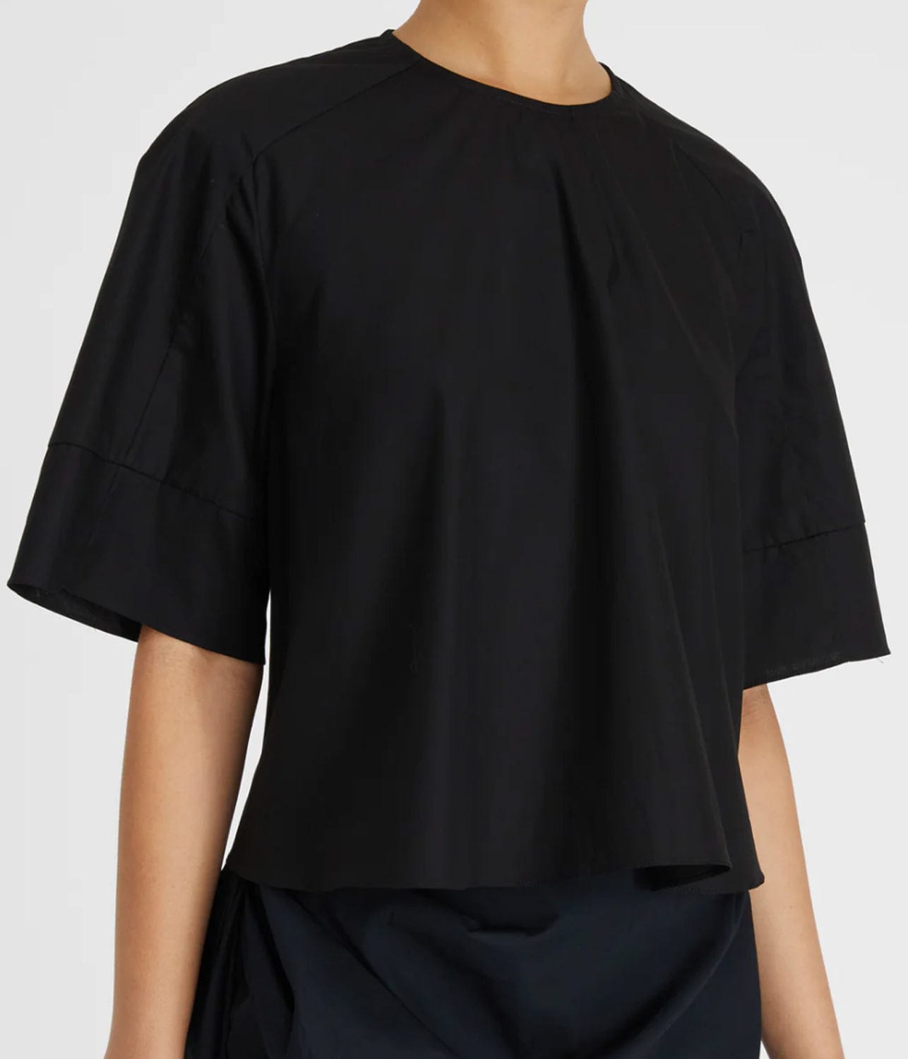 POSEY TEE- BLACK | LEE MATHEWS LEE MATHEWS POSEY TEE- BLACK