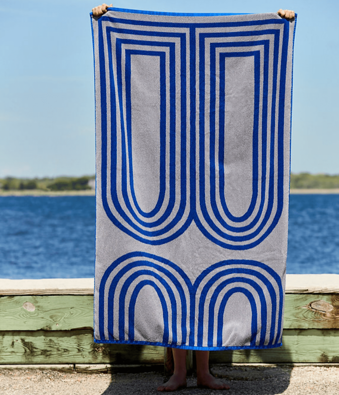 ARC TOWEL - COOL |LATERAL OBJECTS| LATERAL OBJECTS ARC TOWEL - COOL