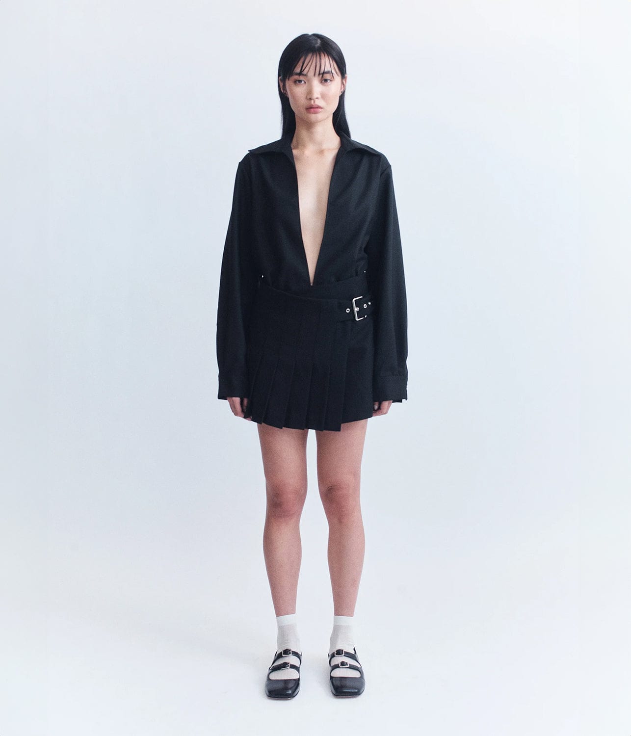 BRIGIT FRONT SLIT SHIRT- BLACK | COURTNEY ZHENG |  COURTNEY ZHENG BRIGIT FRONT SLIT SHIRT- BLACK