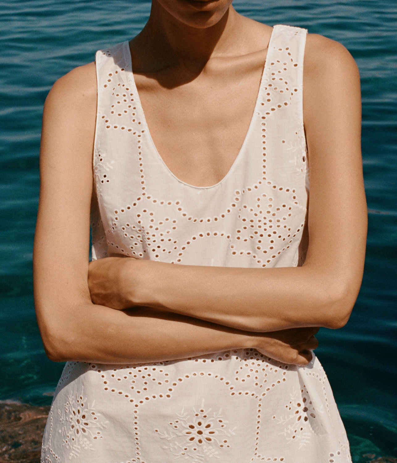 BRODERIE TANK MINI DRESS | MATTEUA MATTEAU BRODERIE TANK MINI DRESS