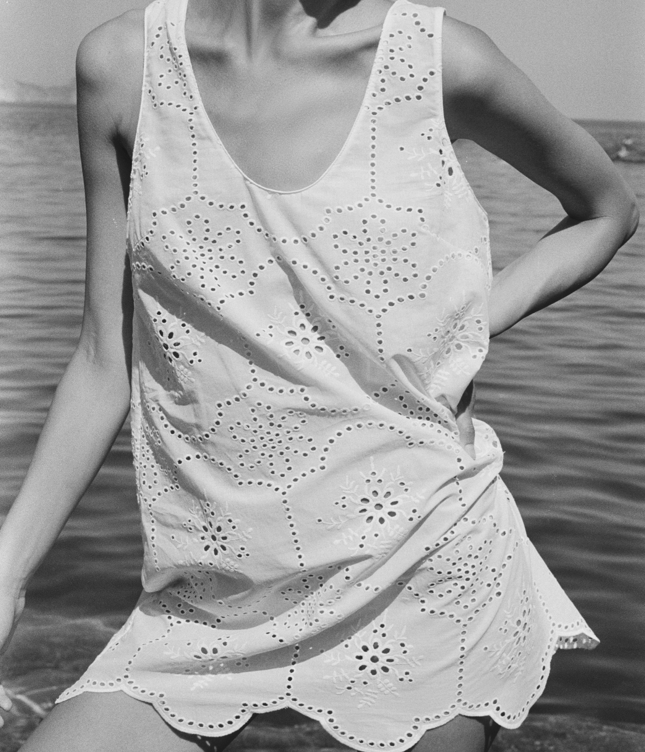 BRODERIE TANK MINI DRESS | MATTEUA MATTEAU BRODERIE TANK MINI DRESS