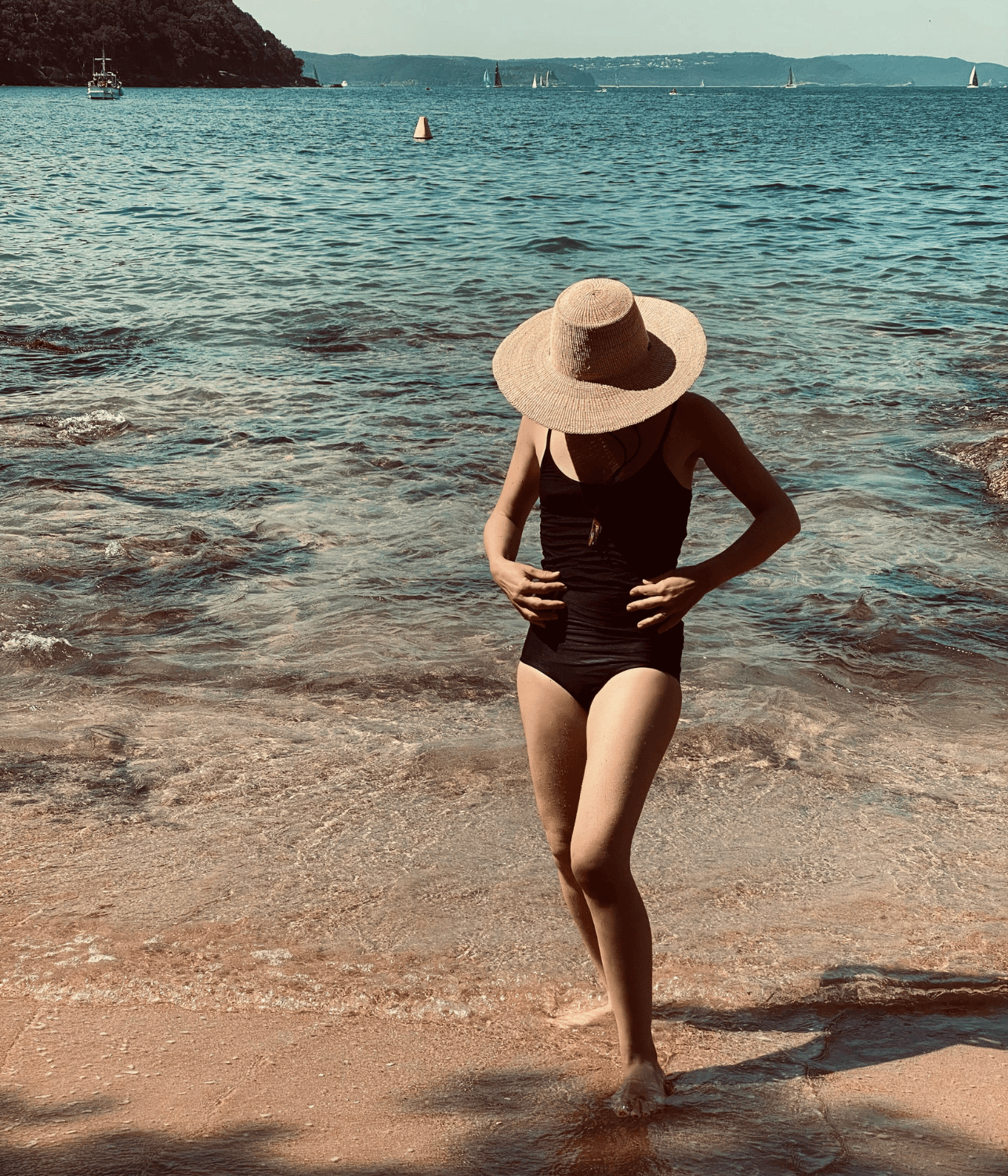 BROLGA LARGE | WIDE BRIM BROLGA | CASA CATINELLA CASA CATINELLA BROLGA LARGE | WIDE BRIM BROLGA