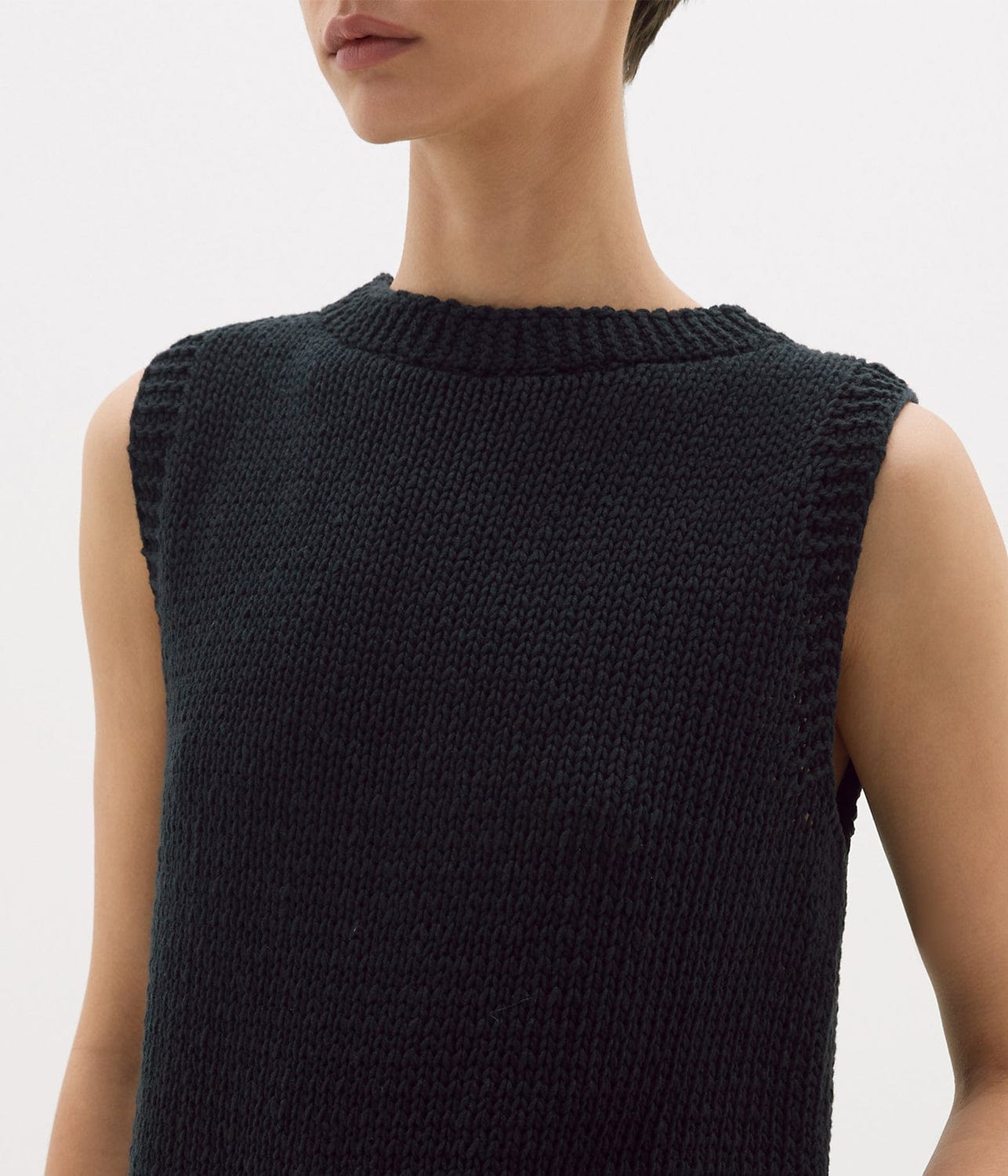 COTTON LINEN KNITTED TANK- BLACK | BASSIKE |  BASSIKE COTTON LINEN KNITTED TANK- BLACK