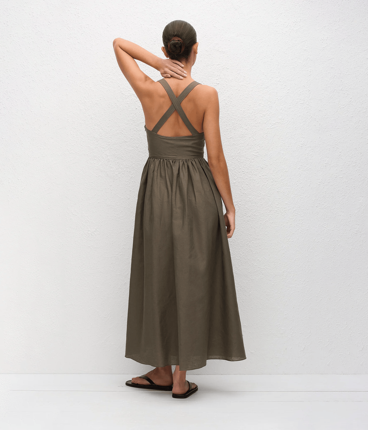 CROSSBACK LINEN DRESS | MATTEUA  MATTEAU CROSSBACK LINEN DRESS
