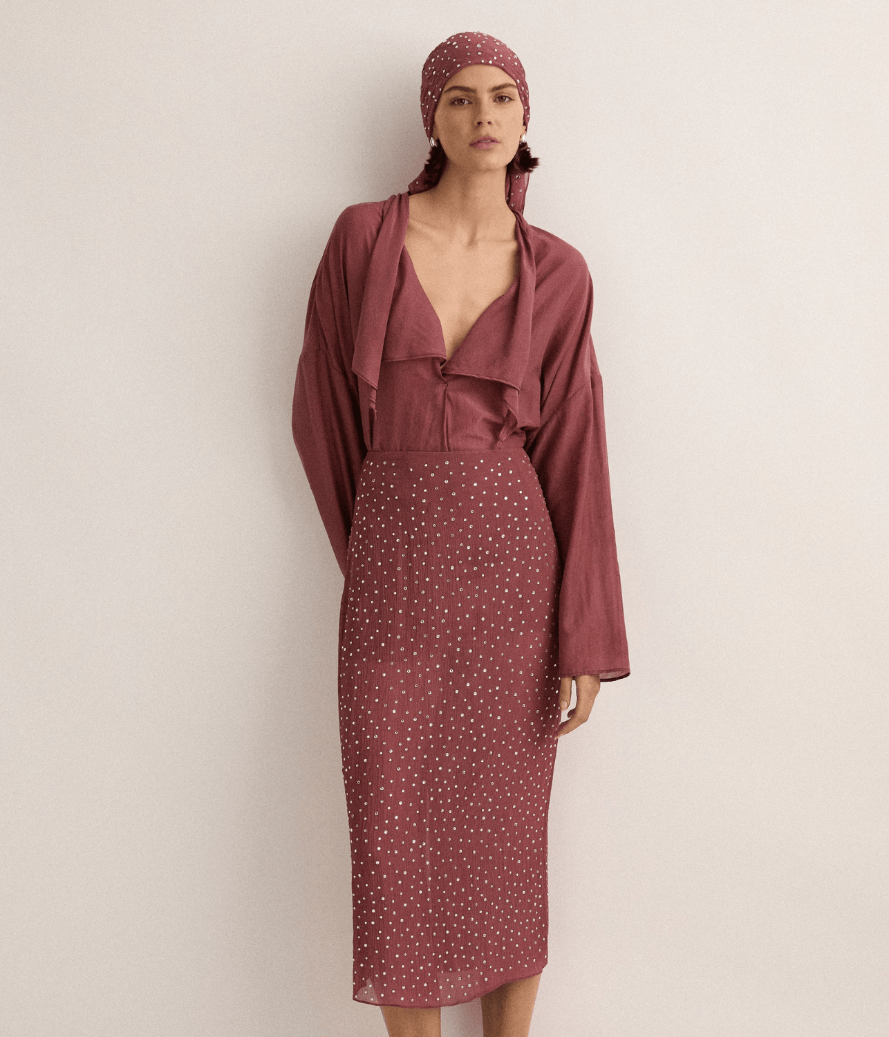 CRYSTAL EMBELLISHED SKIRT | PLUM | SJC  MADE FOR TRAVEL SJC MADE FOR TRAVEL CRYSTAL EMBELLISHED SKIRT | PLUM